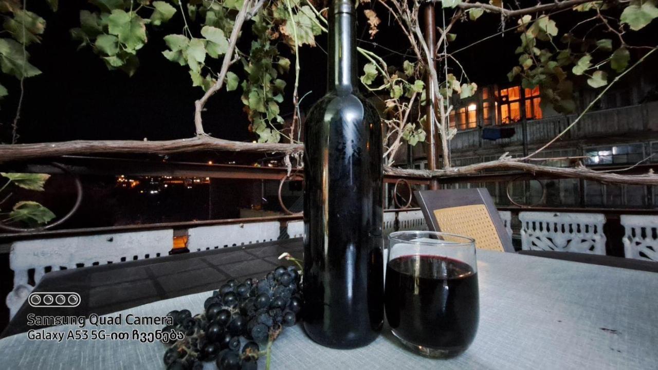 Apartment With A Nice Terrace In Old City Center Tbilisi Exterior photo